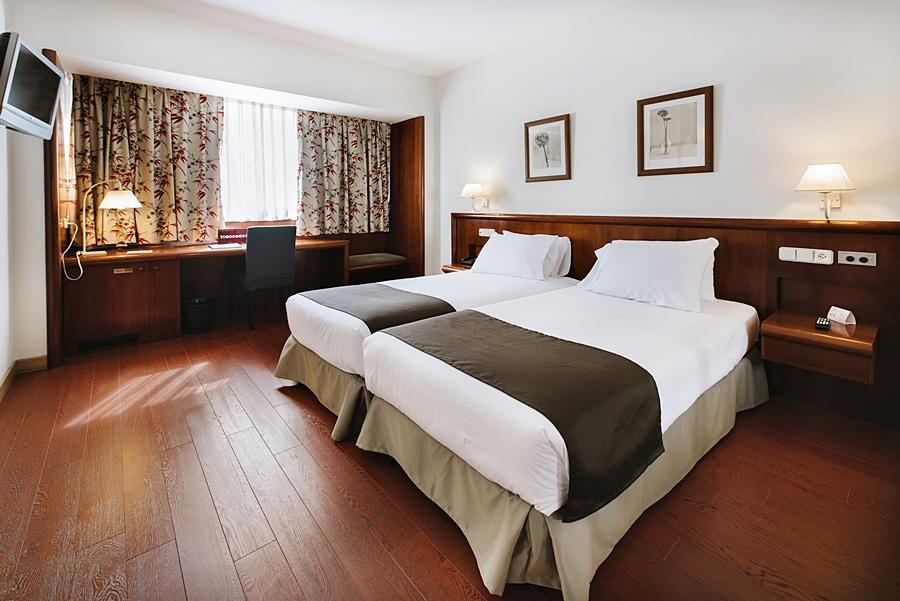 Rafaelhoteles Ventas (Adults Only) Madrid Buitenkant foto